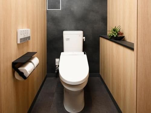 Connecting Japanese Apartment