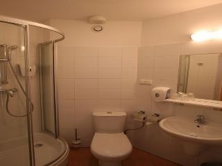 Economy Silesian Hotel2