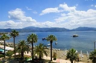 Bliss Beach Hotel0