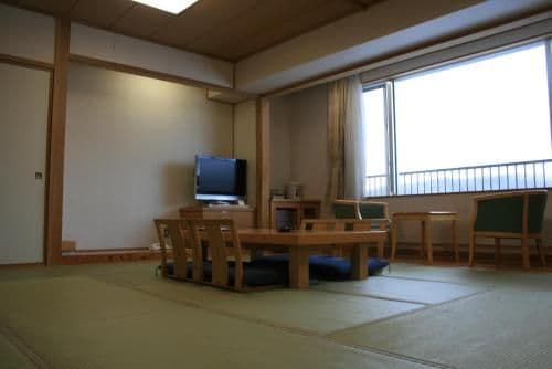 Japanese-Style Superior Family Room - Non-Smoking
