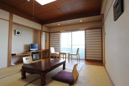 Japanese-Style Room with No View - Main Buidling