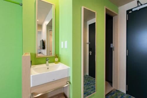 Moderate Twin Room - Non-Smoking - North Wing