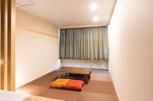 Superior Twin Room with City View