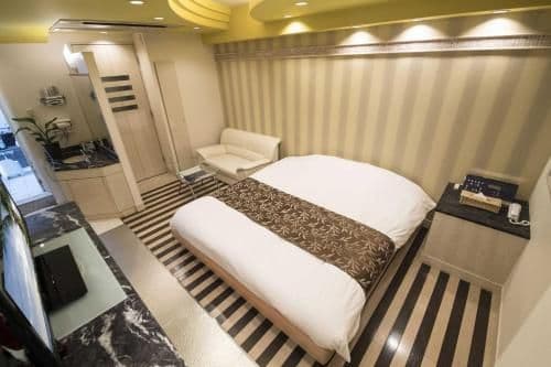 Deluxe King Room - Check-in at 15:00 - Check-out at 12:00