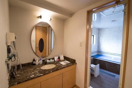 Deluxe King Room - Check-in at 15:00 - Check-out at 12:00