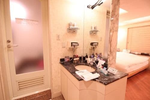 Standard King Room - Check-in at 15:00 - Check-out at 12:00