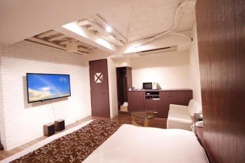 Deluxe King Room - Check-in at 15:00 - Check-out at 12:00