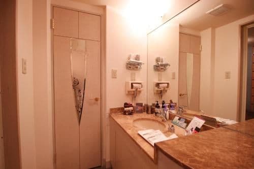 Deluxe King Room - Check-in at 15:00 - Check-out at 12:00