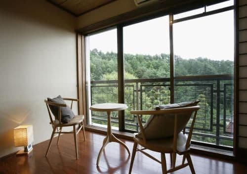 Superior Japanese-Style Room