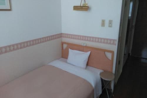 Single Room - Non-Smoking