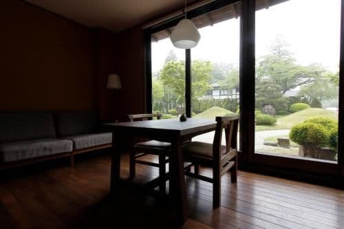 Standard Twin Room with Shared Bathroom