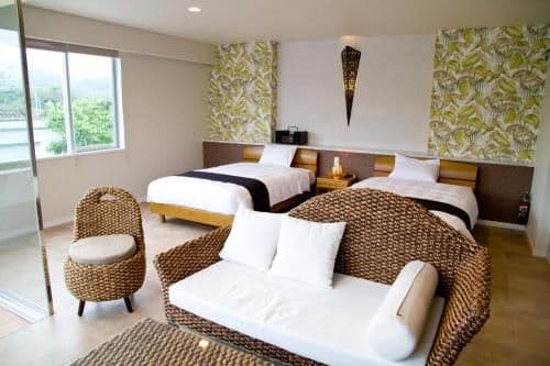 Standard Room with Mountain View