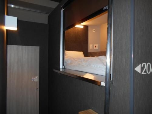 Bizcourt Cabin Susukino (Male Only)1