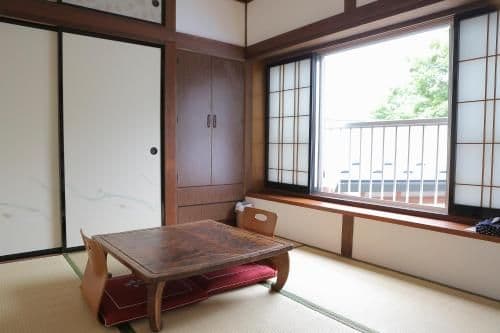 Japanese-Style Room