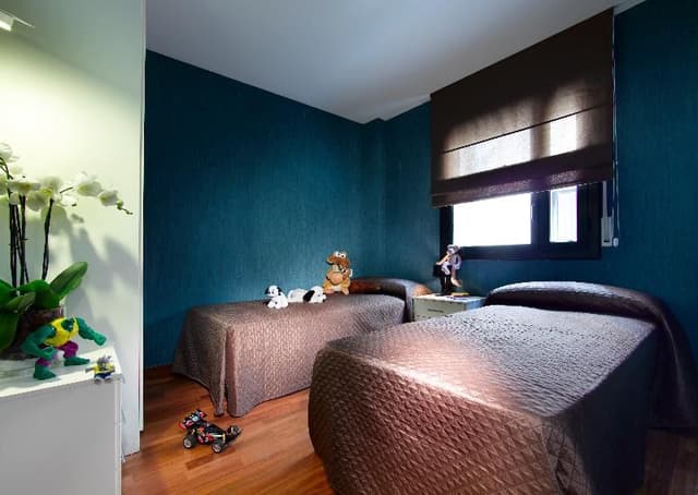 APARTMENT CAPACITY 7 THREE BEDROOMS
