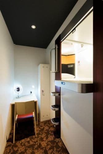 Superior Capsule Room for Female