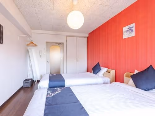 Twin Room - Non-Smoking