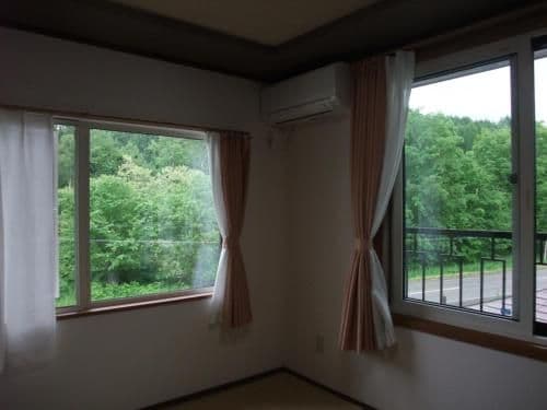 Japanese-Style Twin Room with Shared Bathroom