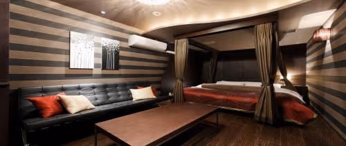 Standard Queen Room