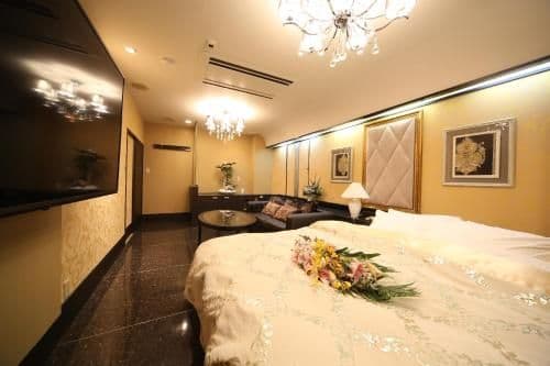 Standard King Room