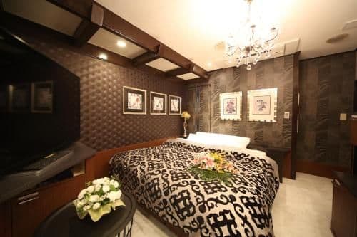 Standard King Room