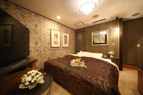 Standard King Room