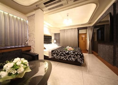 Standard King Room
