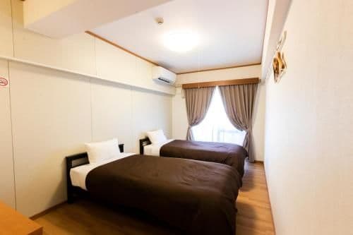 Standard Twin Room