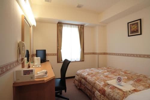 Single Room - Non-Smoking