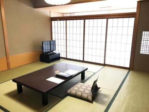 Japanese Style C-Non-Smoking