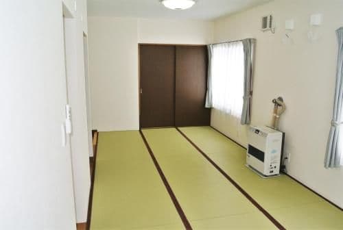 Family Japanese-Style Room