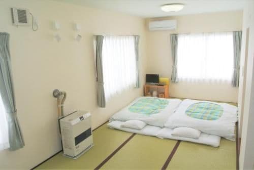 Family Japanese-Style Room