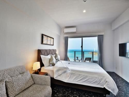 Deluxe Double Room with Sofa Bed - High Floor