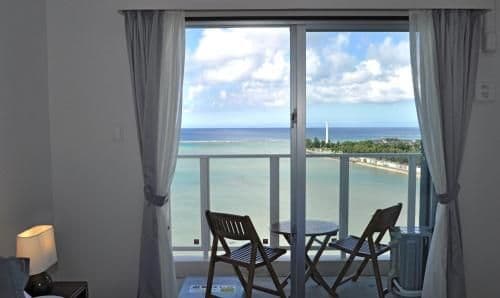 Deluxe Twin Room with Sofa Bed - High Floor