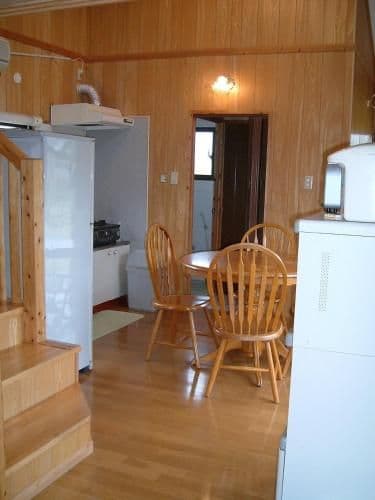 Cottage (6 Adults)