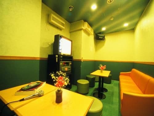 Japanese-Style Family Room with Private Bathroom