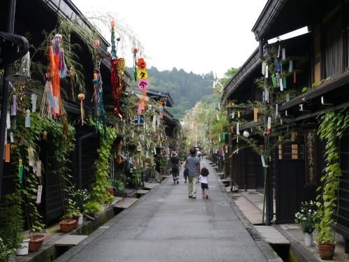 ESTABLISHMENT Takayama3