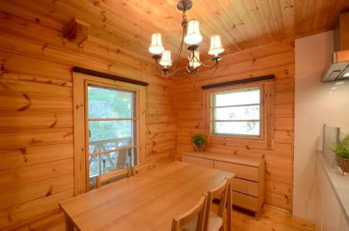 Maki Cottage - Three Bedroom (8 Adults)