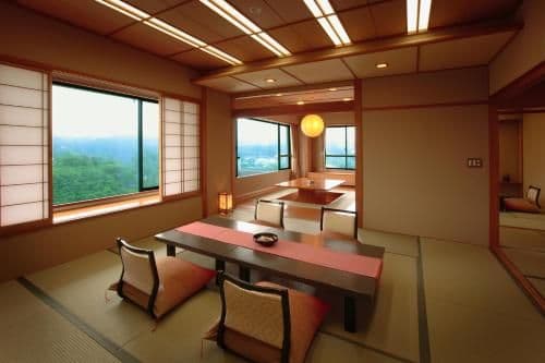Deluxe Japanese-Style Room