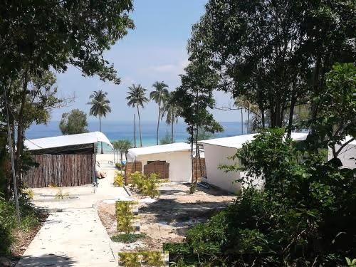 Bungalow with Partial Sea View