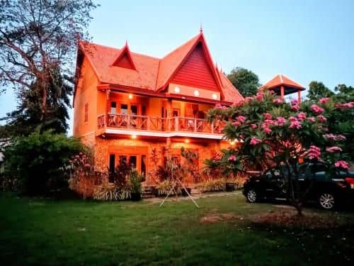 Flower Garden Cabin Flower Garden Cabin