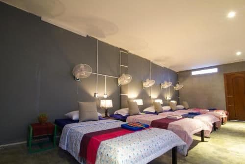 Mixed Dormitory Room