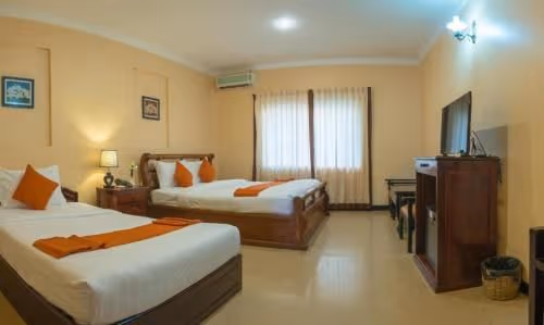 Deluxe Family Room