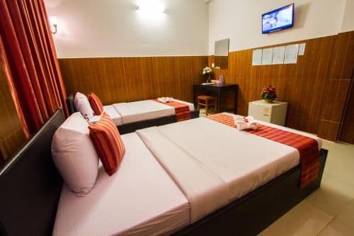 Twin Room with Air-Conditioning