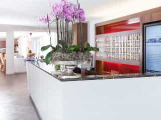 Carat Hotel & Apartments