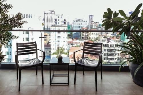 Feliz Executive Suite & Balcony View