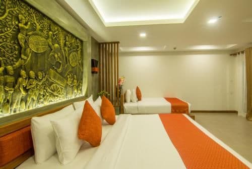 Deluxe Family Room
