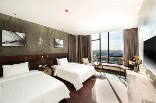 Deluxe Family Room