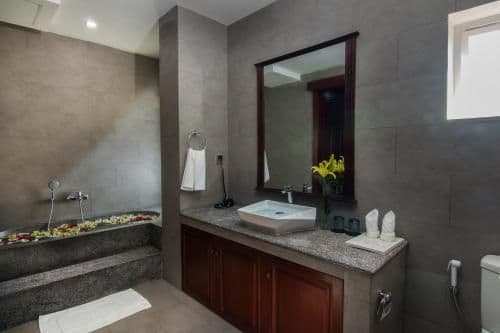 Family Suite - Free Airport Shuttle