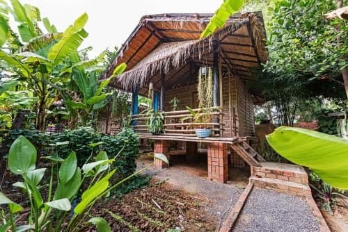 Bungalow with Garden View